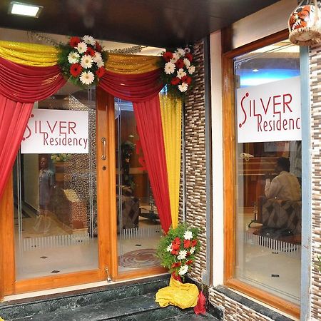 Silver Residency Hotell Chennai Exteriör bild