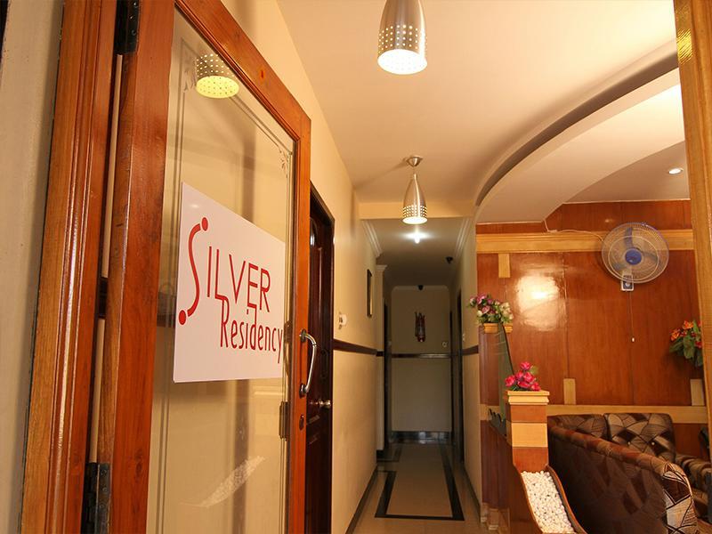 Silver Residency Hotell Chennai Exteriör bild