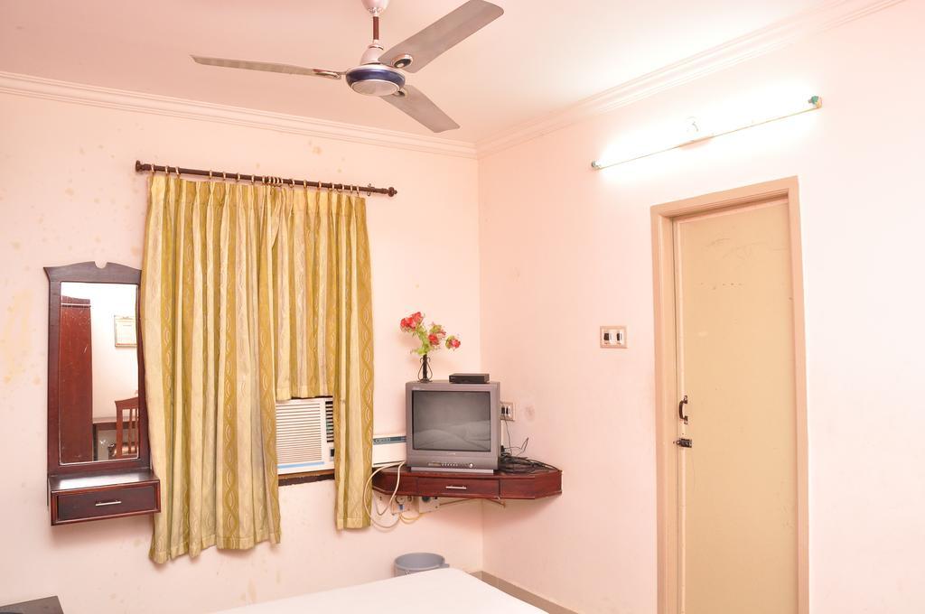 Silver Residency Hotell Chennai Rum bild